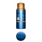 A radiant glow thanks to the ClarinsMen Tan Booster