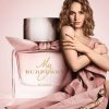 The fruity and floral freshness of the My Burberry Blush fragrance