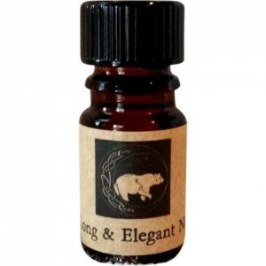 A Long & Elegant Nose   for Unisex