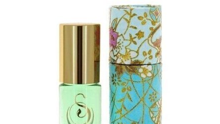 Turquoise perfume oil